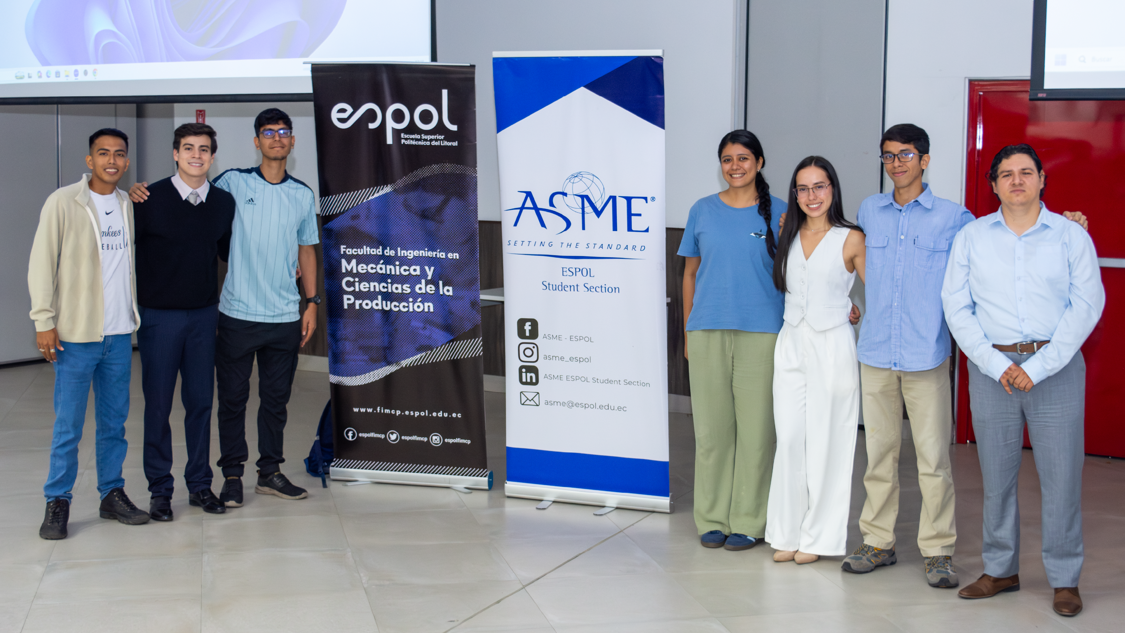 ANSYS Challenge ORGANIZADORES Carlos Cuenca Cabrera Alfonso Lombeida Josías Méndez Cevallos Camila Quinde