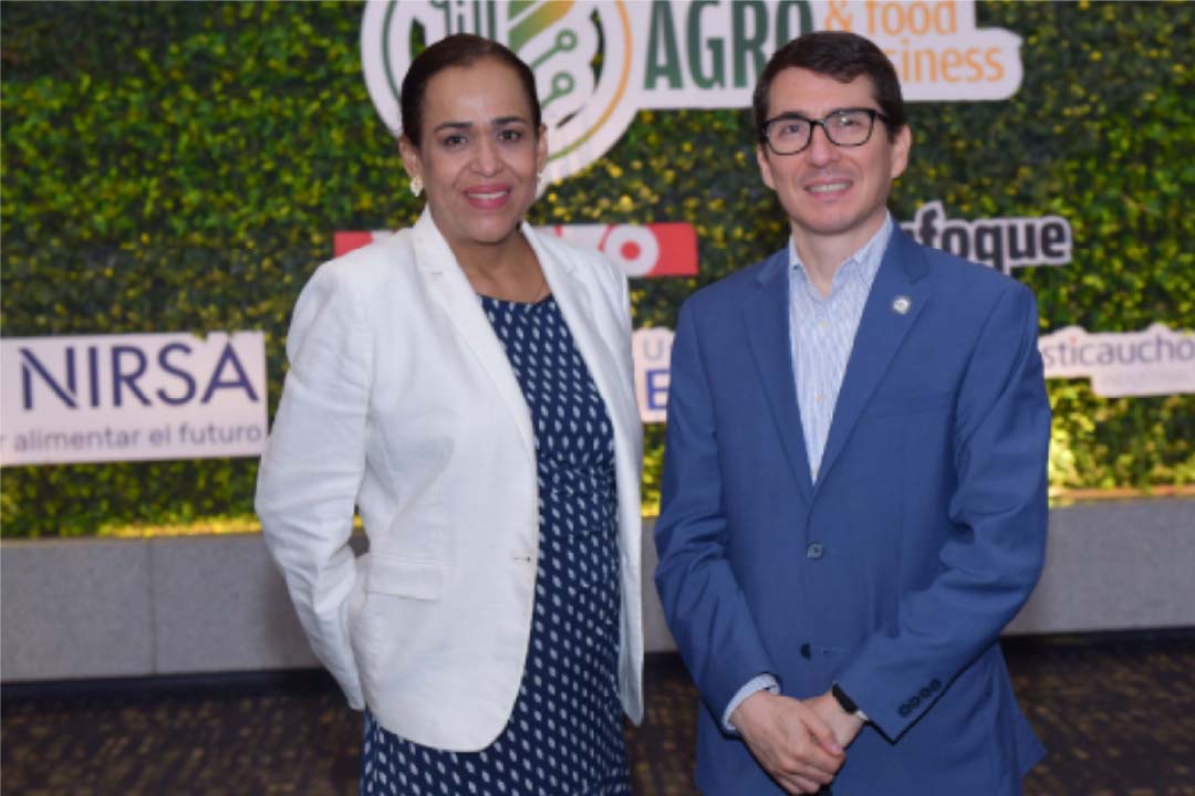 Fabiola Cornejo y Rómulo Salazar en el Agro Food & Business