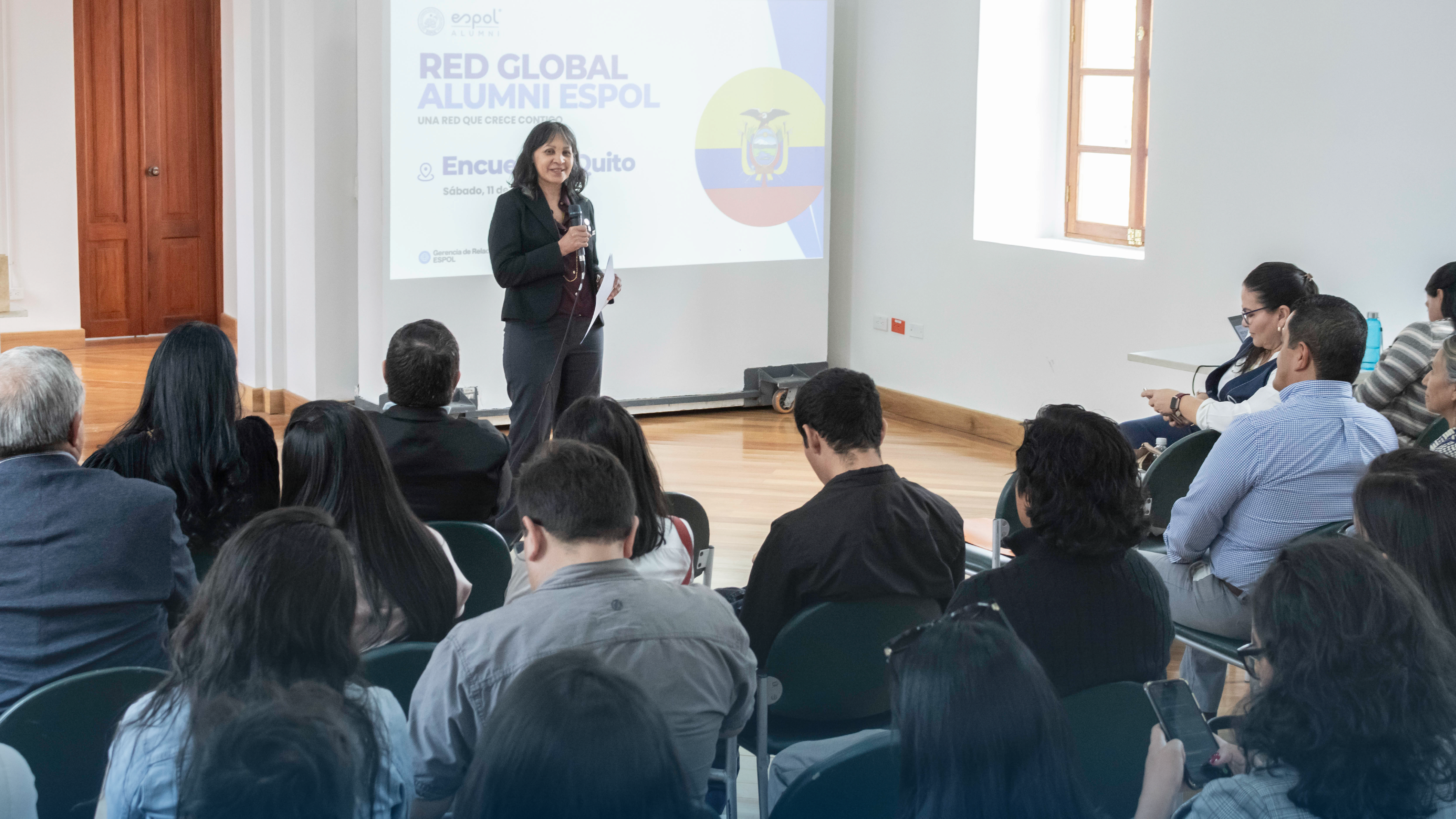 Dra. Ana Rivas en el Encuentro Alumni