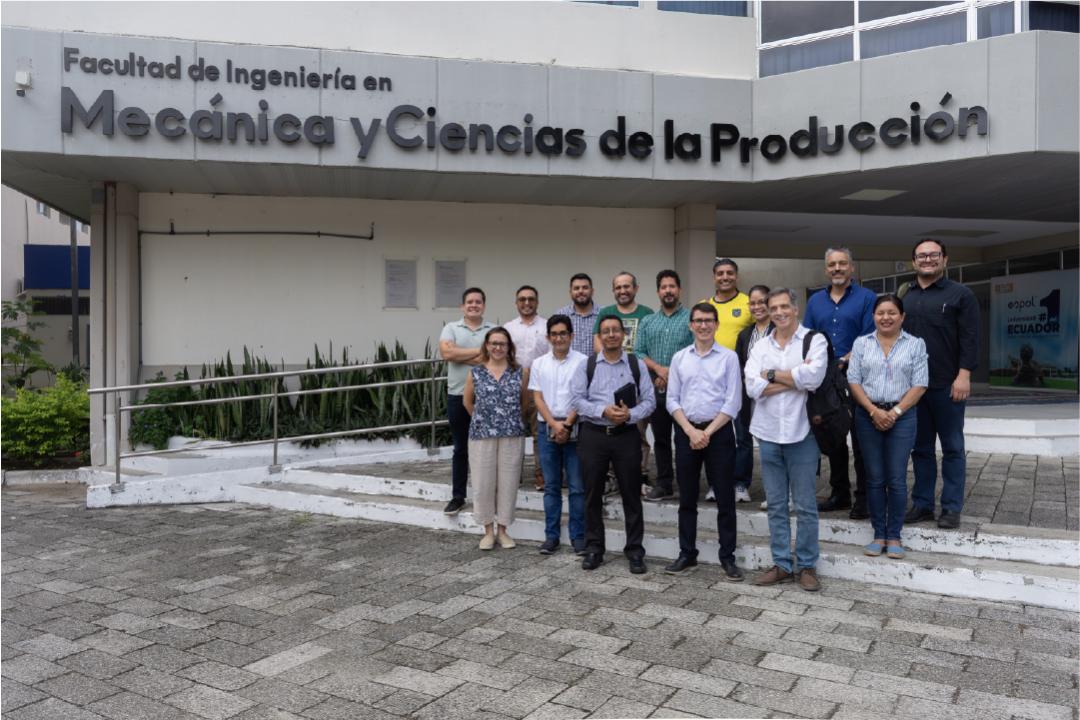 Visita de Autoridades de Yachay Tech en FIMCP ESPOL